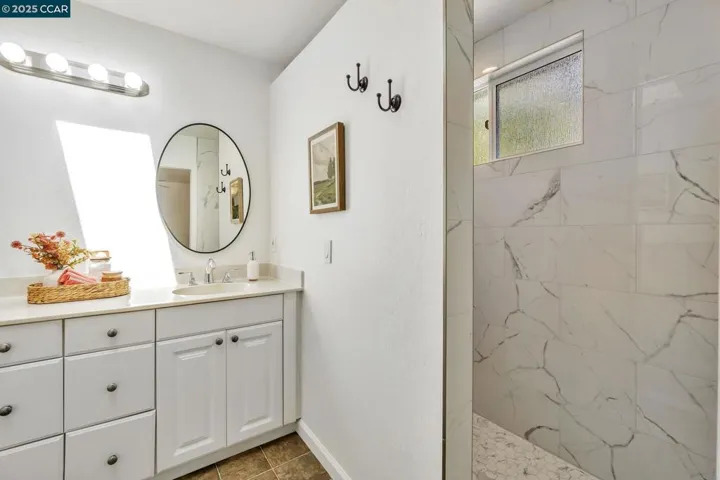 2490 Birch St, Martinez, California 94553