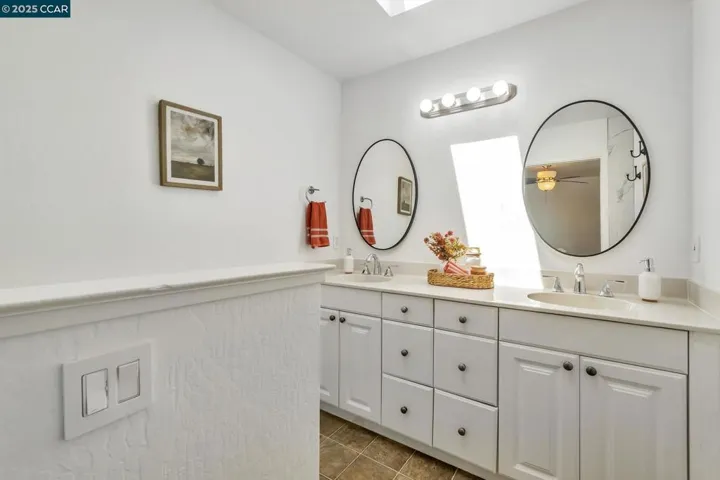 2490 Birch St, Martinez, California 94553