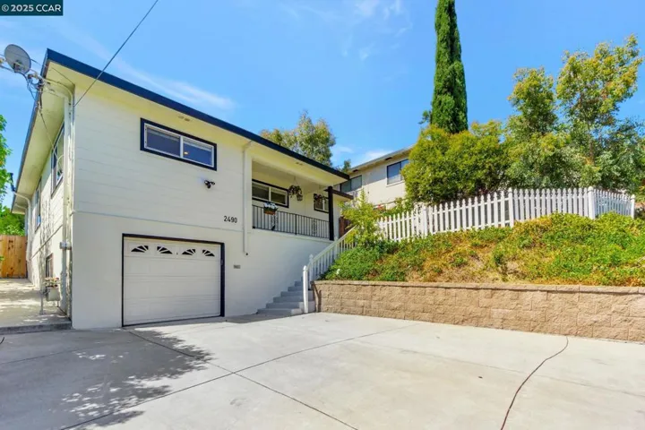 2490 Birch St, Martinez, California 94553