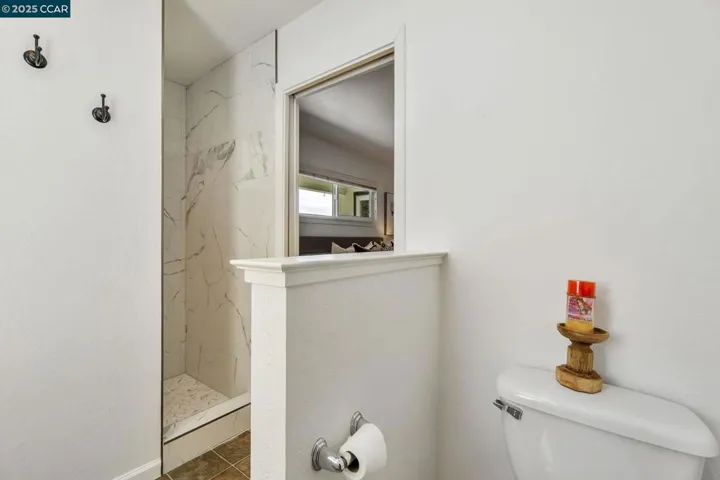 2490 Birch St, Martinez, California 94553