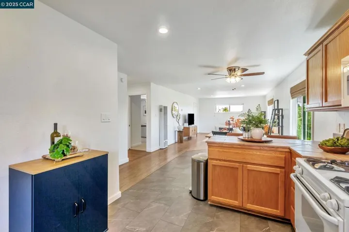 2490 Birch St, Martinez, California 94553
