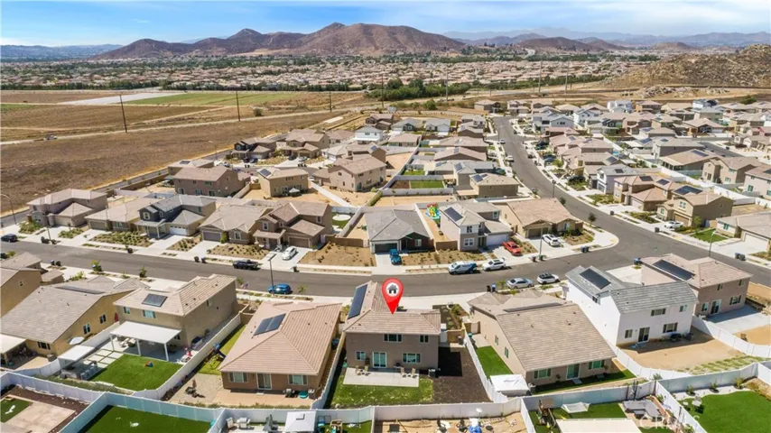 27306 Cades Cove Street, Menifee, California 92585