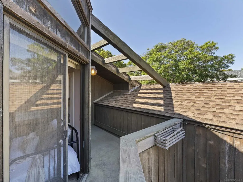 616 W Lewis St, San Diego, California 92103 home-pic-40