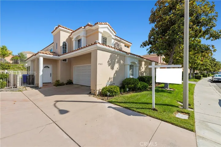 25815 Dickens Court 8, Stevenson Ranch, California 91381