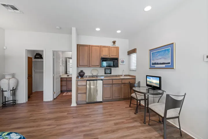 Kitchenette + Dining Nook
