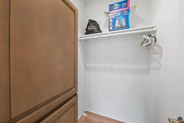Walk-In Closet + B/I Cabinet