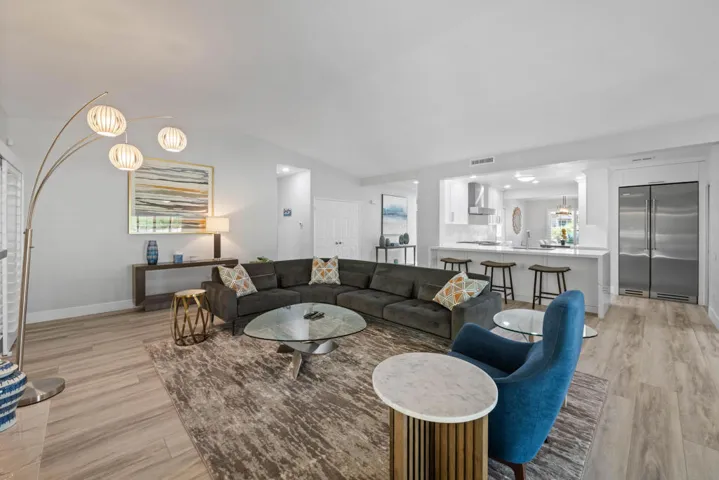 Modern, Open Floor Plan