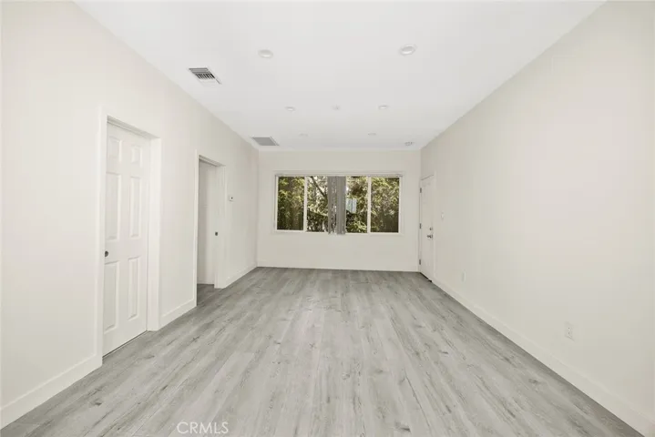 57 N Baldwin Avenue B, Sierra Madre, California 91024