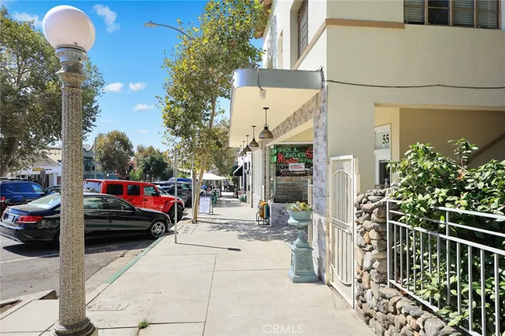 57 N Baldwin Avenue B, Sierra Madre, California 91024