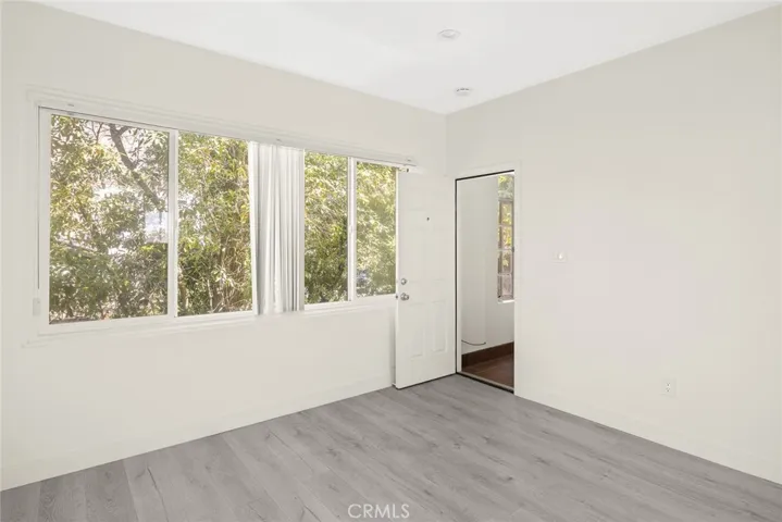 57 N Baldwin Avenue B, Sierra Madre, California 91024