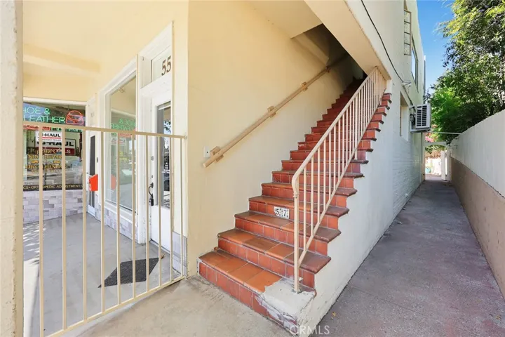 57 N Baldwin Avenue B, Sierra Madre, California 91024