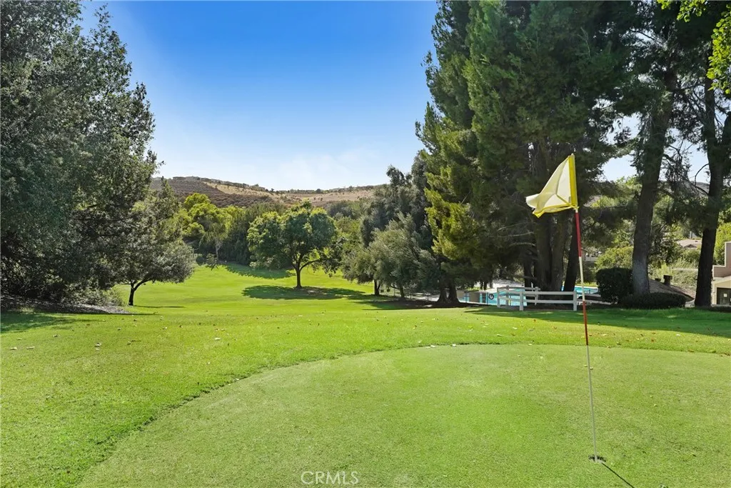 20051 Avenue Of The Oaks, Newhall, California 91321 home-pic-22