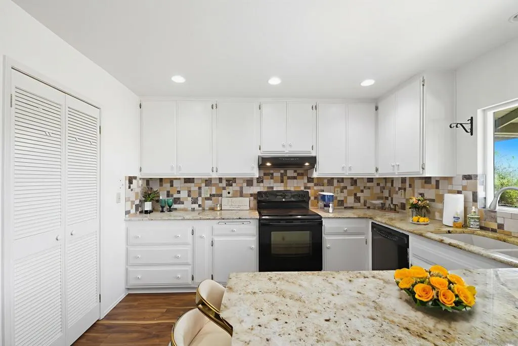 , Poway, California 92064 home-pic-12