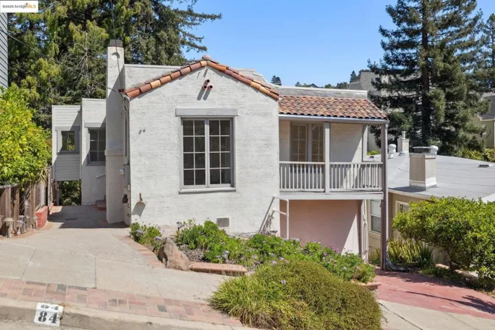 84 Portsmouth Rd, Piedmont, California 94610-1129