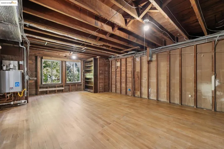 84 Portsmouth Rd, Piedmont, California 94610-1129