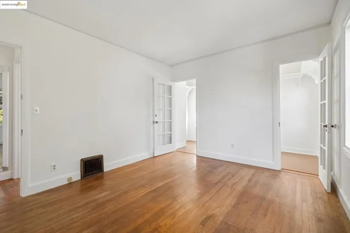 84 Portsmouth Rd, Piedmont, California 94610-1129