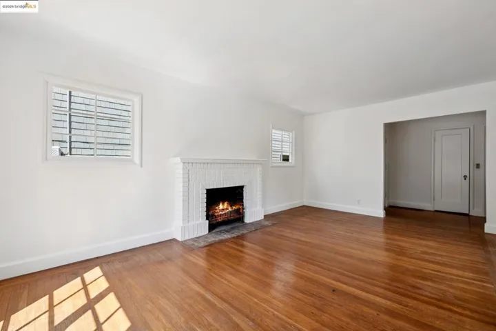 84 Portsmouth Rd, Piedmont, California 94610-1129