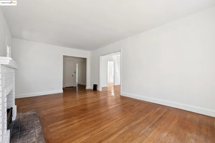 84 Portsmouth Rd, Piedmont, California 94610-1129