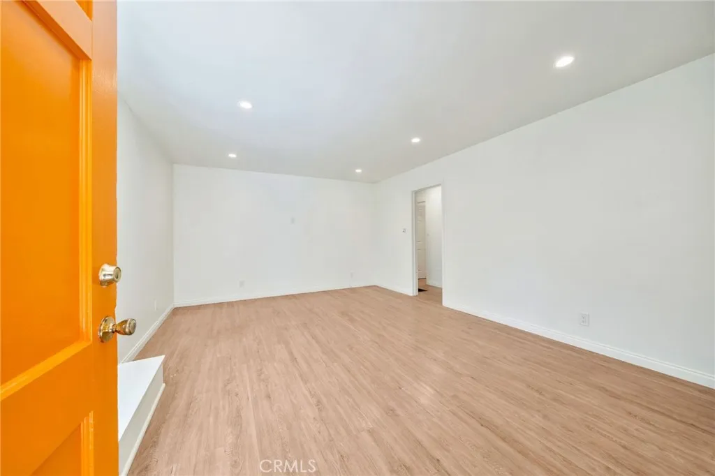 5729 Clemson Street, Los Angeles, California 90016 home-pic-9
