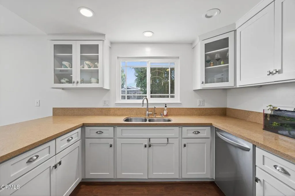 3886 Northland Street, Newbury Park, California 91320 home-pic-8