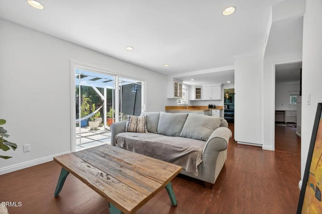 3886 Northland Street, Newbury Park, California 91320 home-pic-11