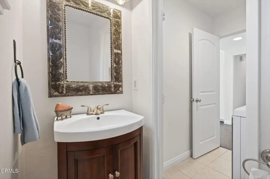 3886 Northland Street, Newbury Park, California 91320 home-pic-20