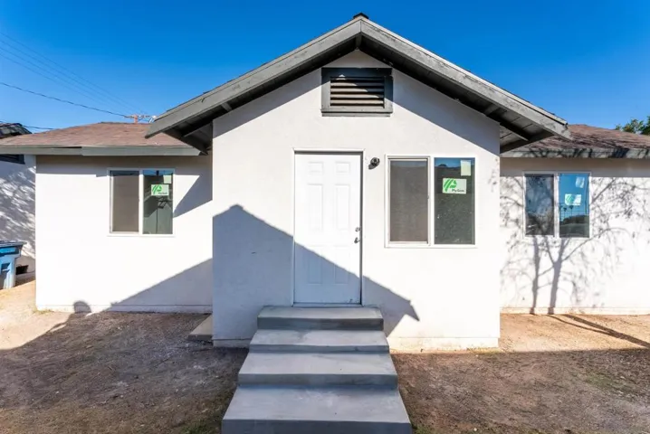 470 W Olive Ave, El Centro, California 92243