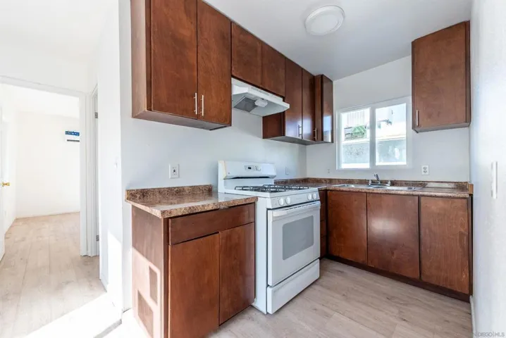 470 W Olive Ave, El Centro, California 92243