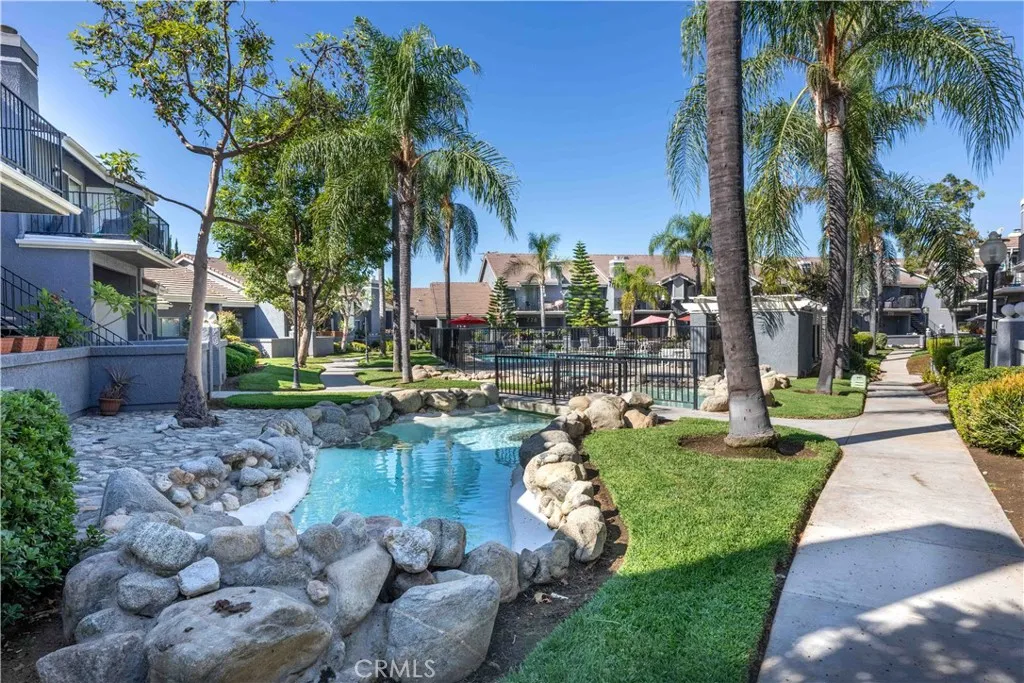 788 E San Bernardino Road 2, Covina, California 91723 home-pic-3