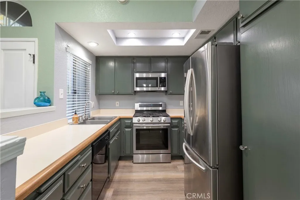 788 E San Bernardino Road 2, Covina, California 91723 home-pic-16