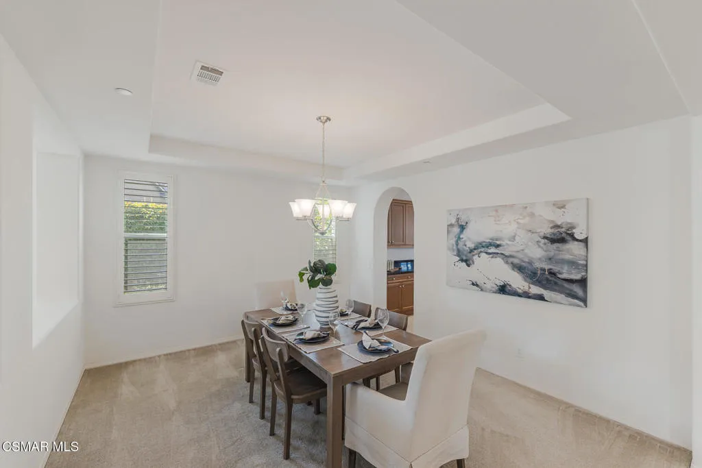 7020 Highgrove Place, Moorpark, California 93021 home-pic-9