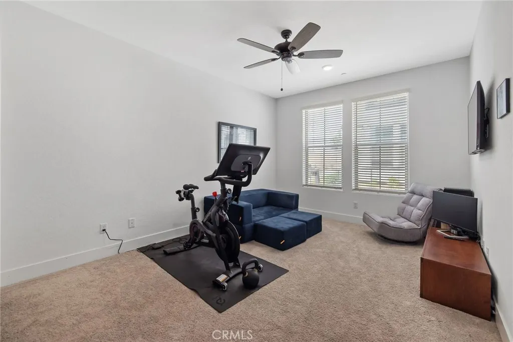 10972 Honeysuckle, Fresno, California 93730 home-pic-8