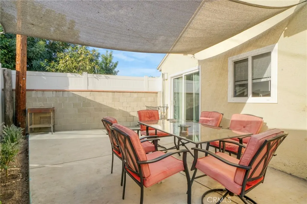 7663 Shadyglade Avenue, North Hollywood, California 91605 home-pic-19