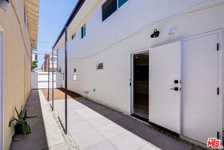 1303 Beryl E, Redondo Beach, California 90277