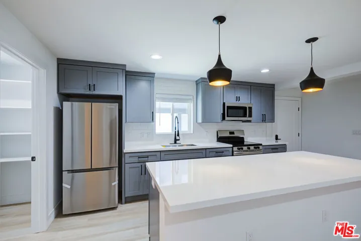 1303 Beryl E, Redondo Beach, California 90277
