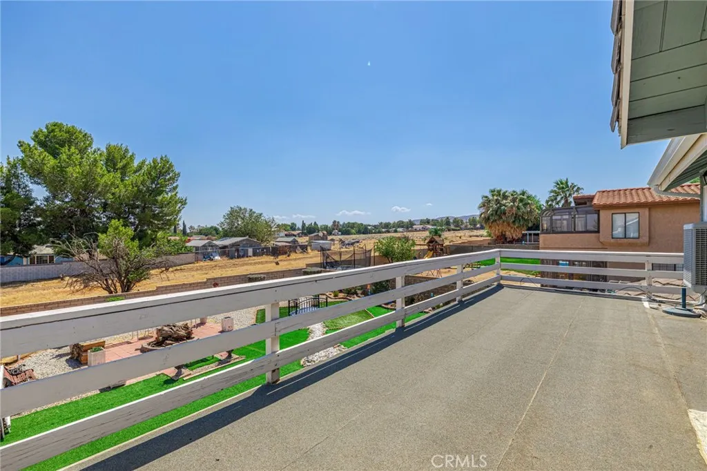 41738 Shain Ln, Quartz Hill, California 93536 home-pic-24