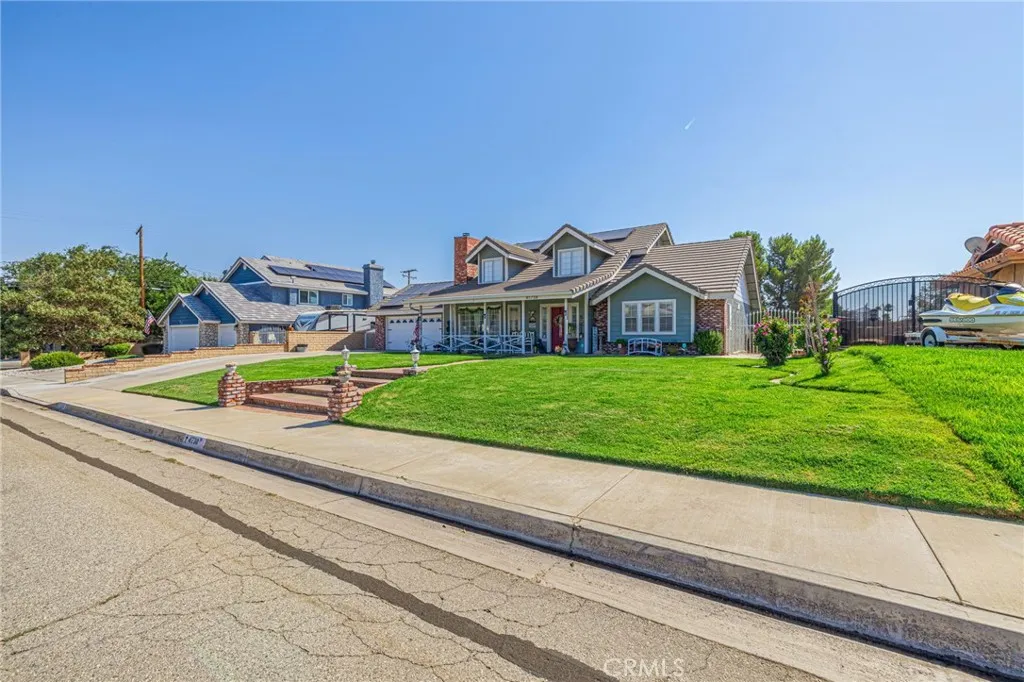 41738 Shain Ln, Quartz Hill, California 93536 home-pic-53