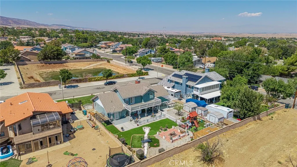 41738 Shain Ln, Quartz Hill, California 93536 home-pic-45