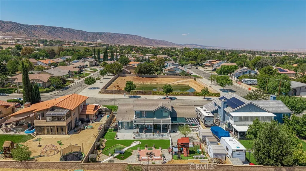 41738 Shain Ln, Quartz Hill, California 93536 home-pic-47