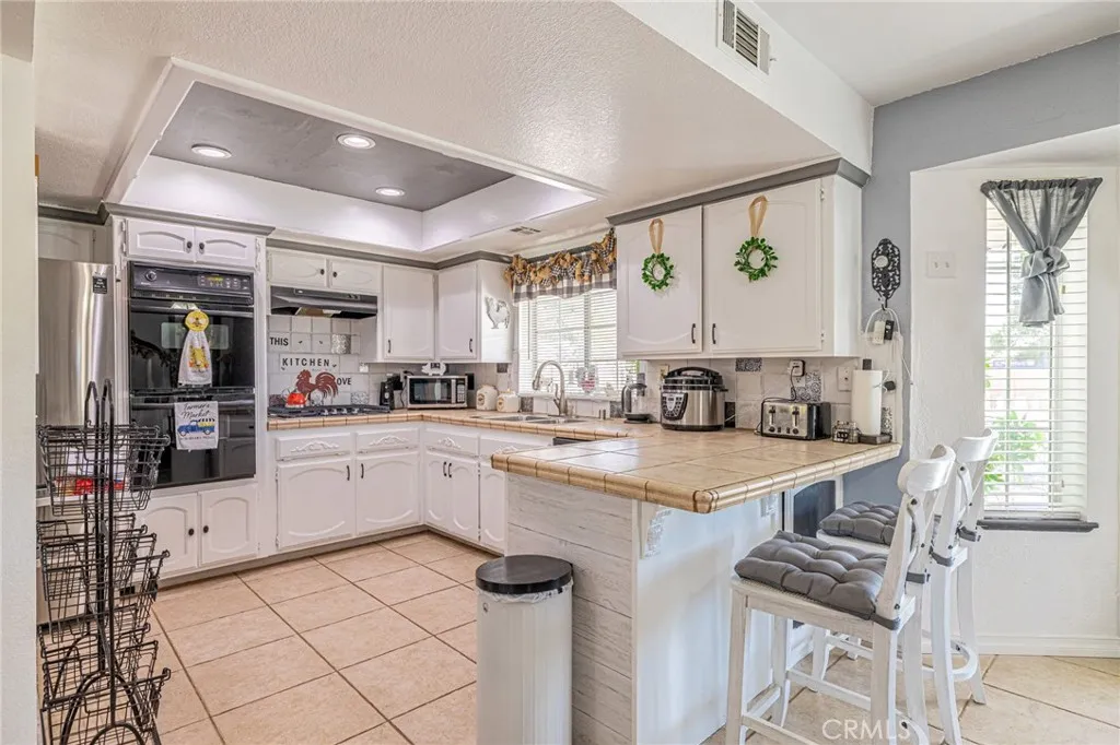 41738 Shain Ln, Quartz Hill, California 93536 home-pic-37