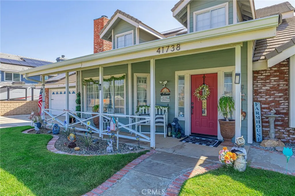 41738 Shain Ln, Quartz Hill, California 93536 home-pic-2
