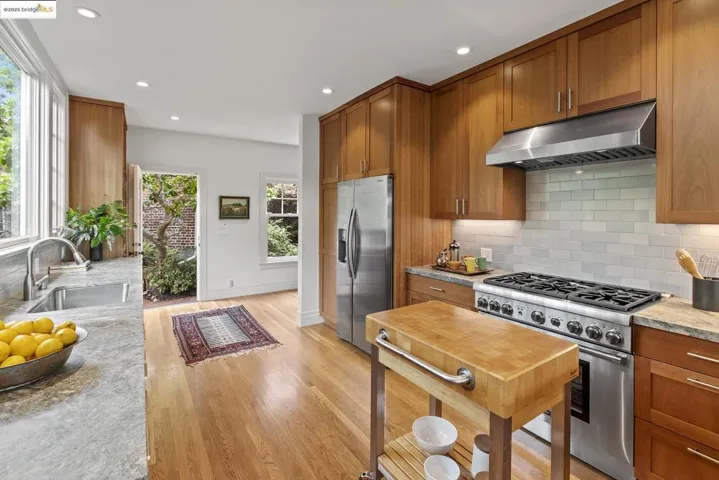 1923 Thousand Oaks Blvd, Berkeley, California 94707