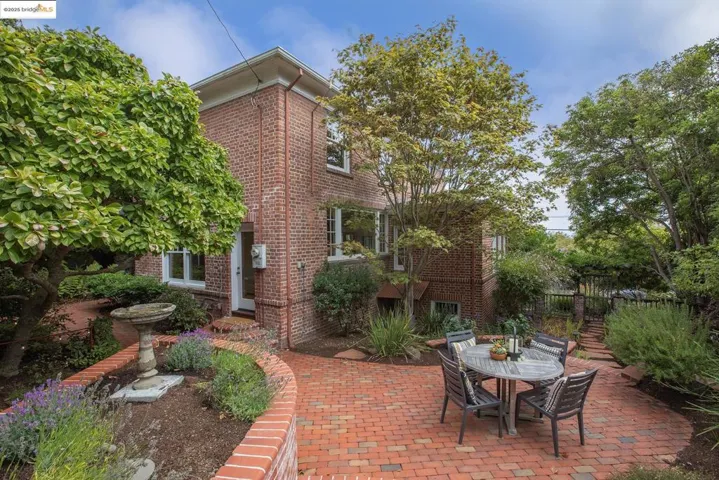 1923 Thousand Oaks Blvd, Berkeley, California 94707