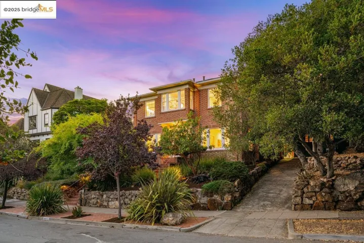 1923 Thousand Oaks Blvd, Berkeley, California 94707