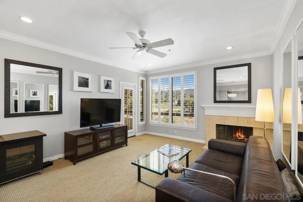 , San Diego, California 92110 home-pic-2