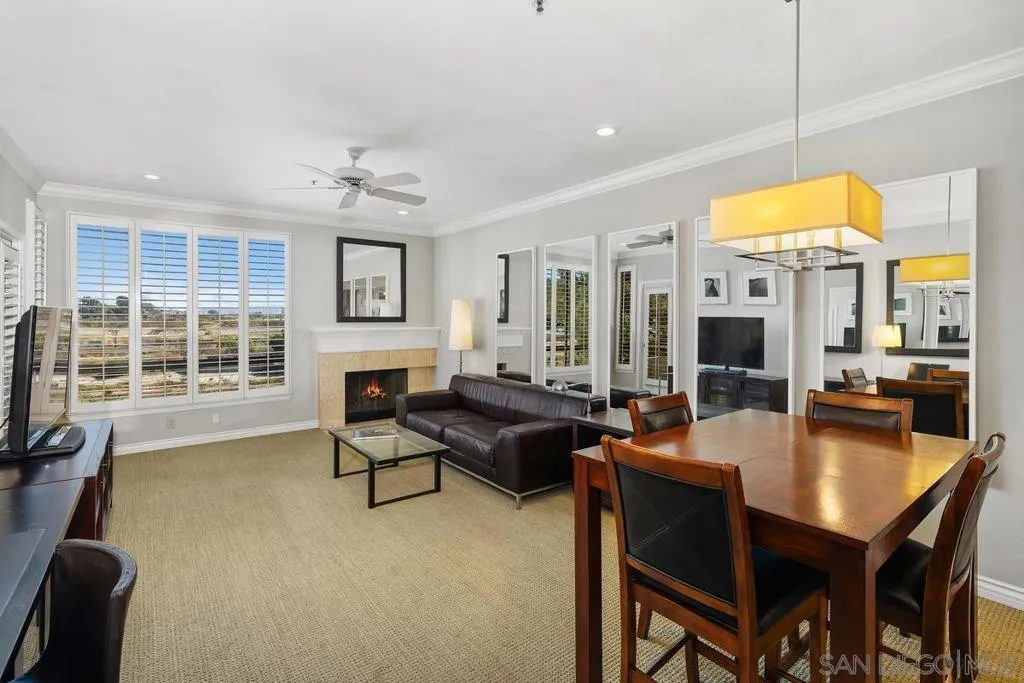 , San Diego, California 92110 home-pic-0