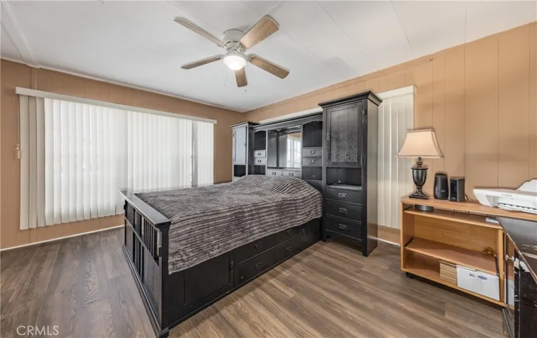 601 N Kirby Street 214, Hemet, California 92545