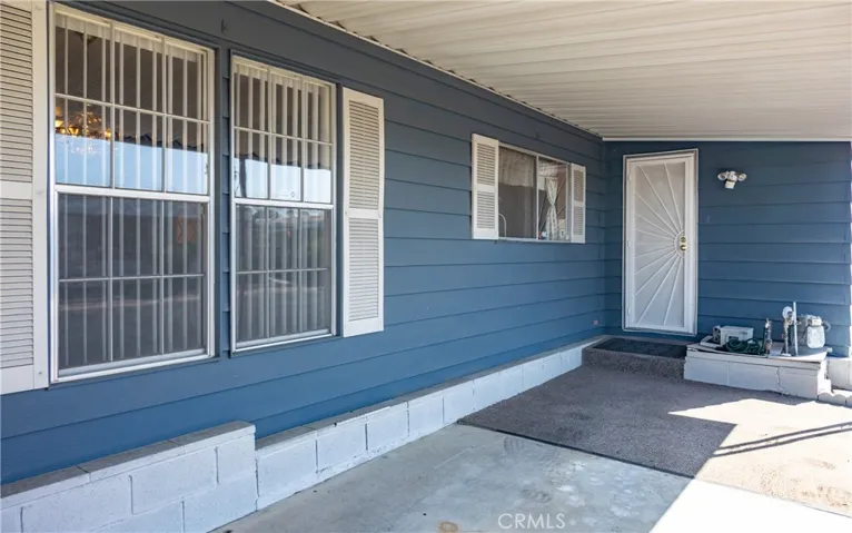 601 N Kirby Street 214, Hemet, California 92545