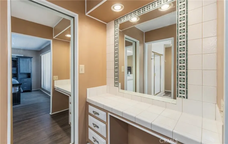 601 N Kirby Street 214, Hemet, California 92545