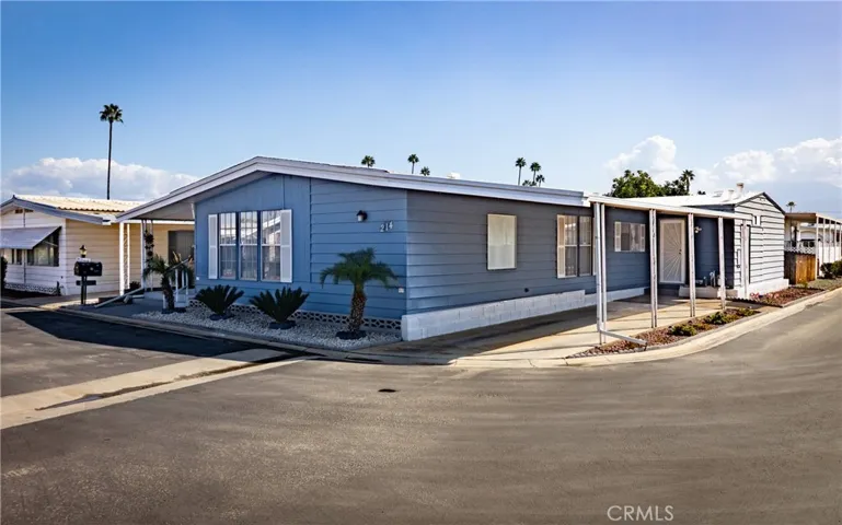 601 N Kirby Street 214, Hemet, California 92545